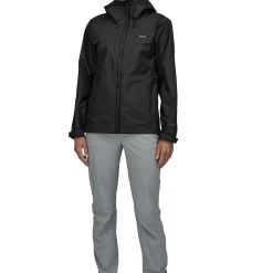 Women's Patagonia Torrentshell 3L Jacket -Fashion Clothing Shop PATAGONIA WOMENS W TORRENTSHELL 3L JACKET 85246 BLK BLACK FRONT 25597.1677606239