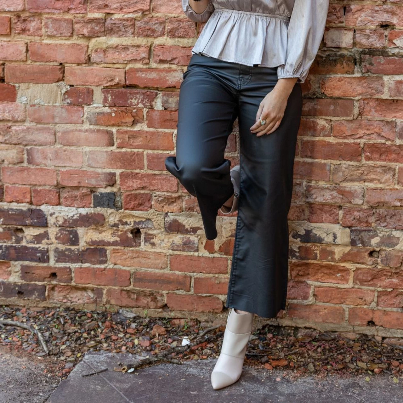 Women's Mavi Paloma Wide Leg Jeather Pant 6 Women's Mavi Paloma Wide Leg Jeather Pant - Image 4