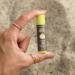 Sun Bum SPF 30 Lip Balm - Pineapple -Fashion Clothing Shop sun bum acc original spf 30 sunscreen lip balm 20 46022 pineapple lifestyle 94907.1616531070