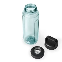 Yeti Coolers Yeti Yonder 1 Liter Water Bottle With Yonder Chug Cap - Seafoam -Fashion Clothing Shop yeti yonder 1l water bottle 21071220007 seafoam 3qtr detail 65805.1683119376